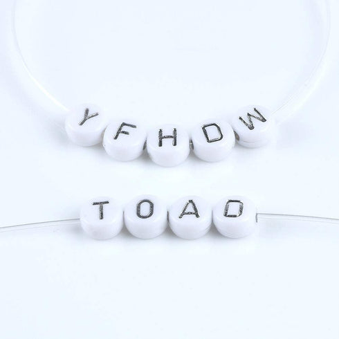 Song Xi 1200pcs Silver Letter Beads Bracelets White Round Acrylic Alphabet Beads 4x7mm White and Silver Letter Beads for Jewelry Making Crafts Chr...