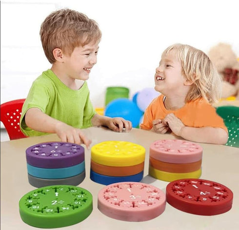 18PCS Math Fact Fidget Spinners,Learn Math Fact Fidget Spinners,Educational Stress-Relieving Toys Suitable for Children Addition, Subtraction, Mul...