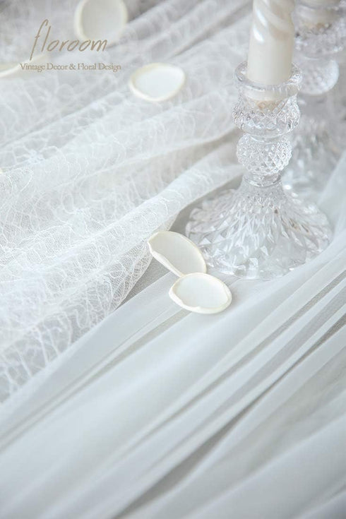 Floroom 300pcs Rose Petals Ivory Faux Silk Flower Petals for Wedding Flower Girl Basket White Aisle Scatter Dinner Table Centerpieces Party Confet...