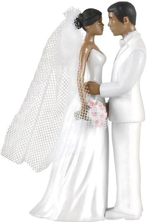 Elegant African American Couple White Plastic Cake Topper - 4.5" (1 Count), Unique & Stylish Centerpiece Decoration - Perfect For Weddings, Engage...