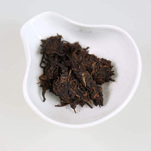 TAETEA 7542 Classic Raw Pu-erh Tea, Aged Fermented Raw Puerh Tea Cake, Chinese Sheng Pu'er Black Tea for Daily Drink and Gift 150g / 5.29oz...