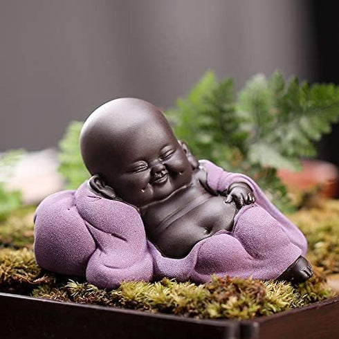 Kingzhuo Ceramic Tiny Cute Buddha Statue Monk Figurine Creative Baby Crafts Dolls Ornaments Gift Classic Delicate Ceramic Arts and Crafts Tea Acce...