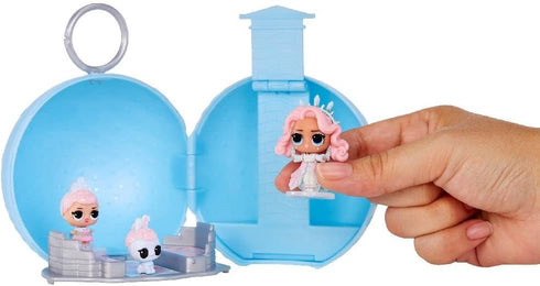 L.O.L. Surprise! Mini Winter Family with Doll, Lil Sis and Pet with 5+ Surprises- Collectible Holiday Toys, Stocking Stuffers, Great Gift for Kids...