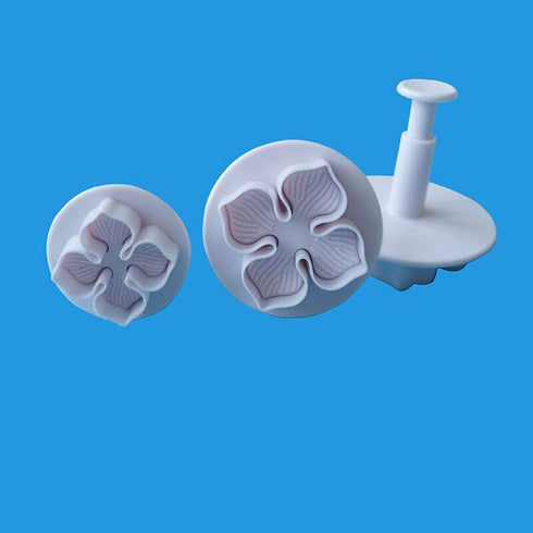 16 Pieces Fondant Plunger Cutters Daisy/Hydrangea/Five-petaled Flowers/Clovers/Maple Leaves Fondant Molds Sugarcraft Cake DIY Decorating Tools Coo...