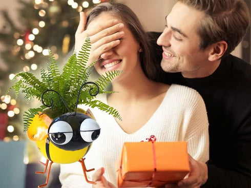 GIFTME 5 Garden Ornaments Planter Pot,Yellow Planters for Indoor or Outdoor,Succulent Planter with Drainage,Metal Cute and Funny Bee Pot Planter?7...