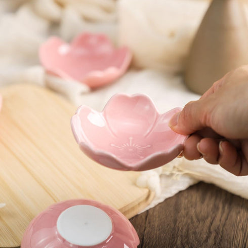 FUYU 4pcs Sakura Shaped Ceramics Seasoning Dishes Spice Dishes Salad Soy Sushi Wasabi Dipping Bowls, Tea Bag Holders...