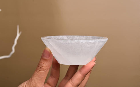 AMOYSTONE Natural Crystals Charging Tray 4" - Round Selenite Bowl Creative Dish Jewelry Storage Bowls for Home Decor...