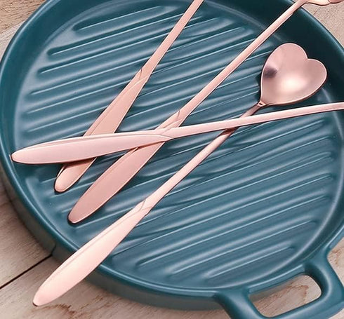 4 Pieces Heart Shaped Spoon Coffee Teaspoon 7 Inch Set Stainless Steel Long Handle Spoon Stir Bar Spoon Stirring Spoon Ice Cream Spoon Rose Gold...