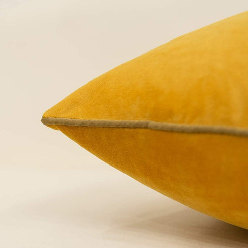 Avigers 18 x 18 Inches Yellow White Gold Leather Striped Patchwork Velvet Cushion Case Luxury Modern Throw Pillow Cover Decorative Pillow for Couc...