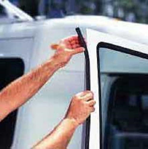 M M Seals - Edge Trim Black Fits 1/5 Inch (4.9mm), Leg 0.65 Inch (16.6mm), Length 3 Feet (1Meter) - No Glue Decorative Anti-Scratch Anti-Collision...