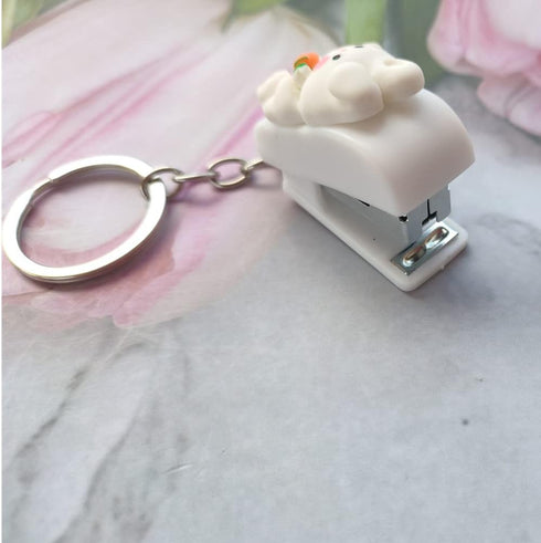 Portable Cartoon Mini Stapler with Keychain, Rabbit Desktop Stapler Set with 1000PCS Staples, Cute Bear Home Key Ring Stapler for Office School St...