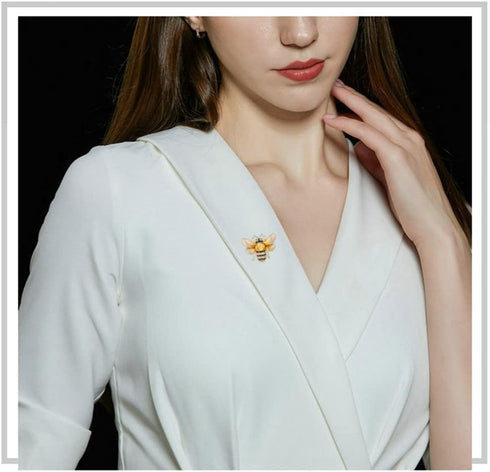 Rhinestone Bee Brooch Pin for Women Girls Fashion Cute Yellow Black Crystal Honeybee Bumblebee Animal Insect Brooches Lapel Pins Dainty Dress Acce...