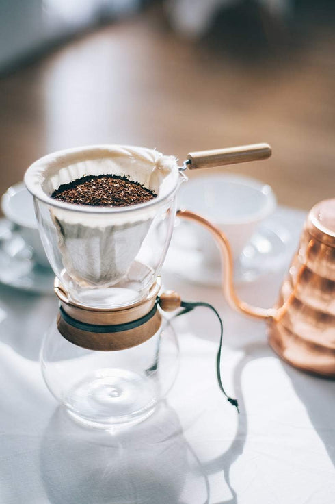 Hario Woodneck Drip Pot, 480ml, Acacia Wood...