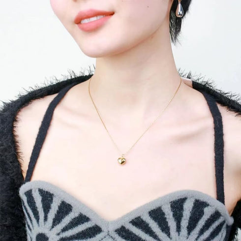 Gold Heart Earrings Bracelet Necklace Set for Women Girls Heart Dangle Drop Earrings Dainty Heart Pendant Choker Necklace Gold Plated Bangle Brace...
