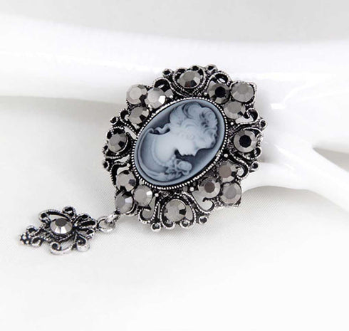 Vintage Princess Frame Crystal Cameo Brooches Pins Set for Women (a)...