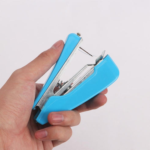 Handheld Sewing Machine, Mini Manual Sewing Machine Simple Operation Sewing Tools Portable Mending Machine Handy Needlework Tool, Random Color......