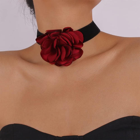 Dtja Vintage Rose Flower Choker Necklace for Women Girls Gothic Black Velvet Ribbon Camellia Blossom Charm Chain Adjustable Comfort Fit Retro Wedd...
