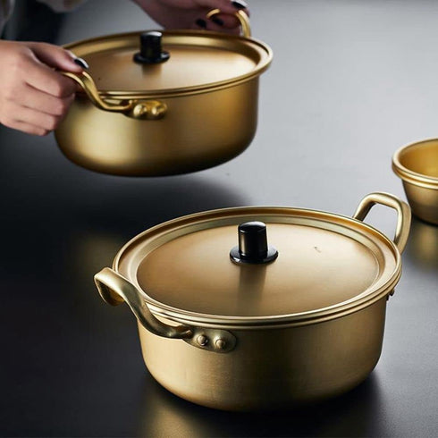 Korea Noodle Pot Aluminum Noodle Pot,Nonstick Double Handle Korean Yellow Aluminum Noodles Pot,Cookware for Kitchen,Great for Soup,Pasta(16CM)...