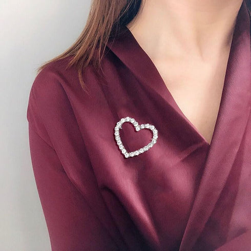 Crystal Love Heart Brooch Pin Valentine's Day Gift Pin Women Girls Hollow Heart Lapel Pin Badge for Mother's Day Gift...
