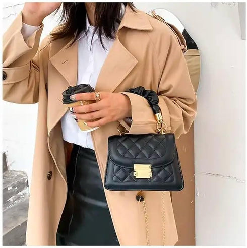 Stylish Korean Diamond Lattice Design Small Shoulder Bag...
