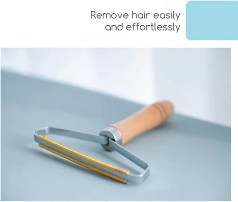Pack of 2 Pet Hair Removers for Carpet, with Wooden Handle and Double-Sided Metal Scraper, Suitable for Indoor and Car Carpets...