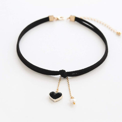 Choker Set 2 PCS Choker Necklaces Velvet Choker Set Classic Gothic Chokers (Black/Claret Red)...