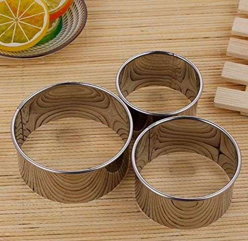 A Set of 3pcs Stainless Steel Dumplings Skin Cutter Packing Tool (8cm,7cm,6cm) Biscuit Plain Edge Round Maker Chinese Dumpling Cutter Pie Press Mo...