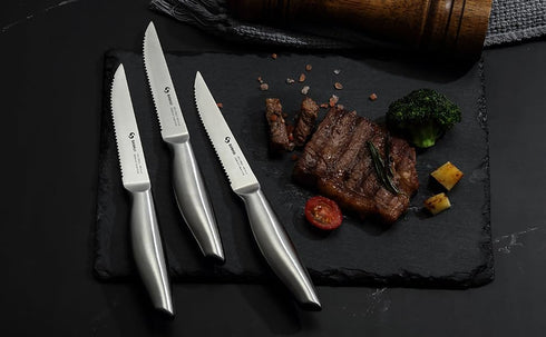 Steak Knives, Steak Knife Set of 4, German Stainless Steel Steak Knife Serrated, Silver...
