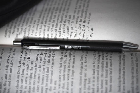Zebra Pen 0.7mm Retractable Gel Pen...