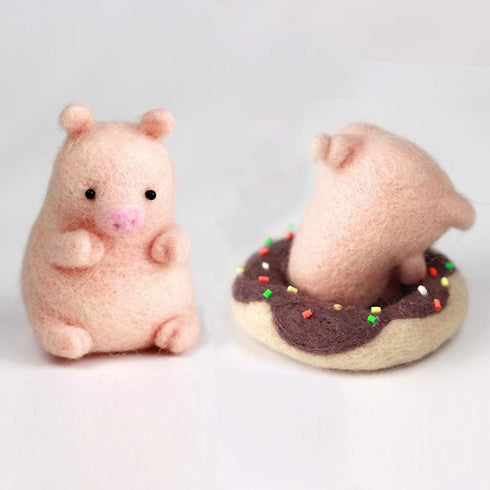 Artec360 Pig Love Donut Needle Felting Kits 70s (19um) Grade Merino Wool - Needles, Finger Guards, High-Density Foam Mat, Instructions...