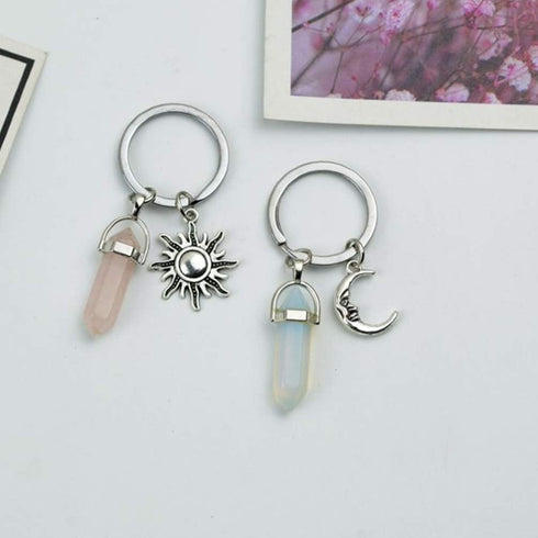 Amosfun 2pcs Crystals Stone Keychain Healing Crystal for Women Hexagonal Crystal Keyring Moon and Sun Keychains Charms Couples Sisters Keychains H...