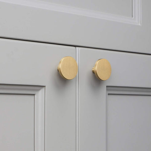 RZDEAL Cabinet Knobs Solid Brass Round Dresser Drawer Knobs and Pulls Simple Decorative Kitchen Cabinet Door Handles (4Pcs, 1.1"x0.78")...