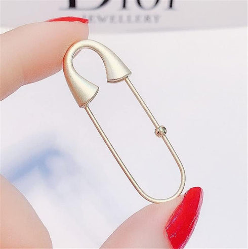 Cardigan Sweater Pin Lapel Brooch Pin Simple Trendy Big Pin Clips Safety Pins Dress Shirt Scarf Buckle Clips for Women...