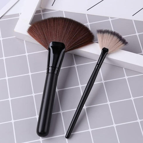 Paint Brush Set Artist Fan Painting Brushes Wood Long Hands for Oil Acrylic Watercolor Ink Gouache Oil Painting, Canvas, Ceramics, Face Body Art a...