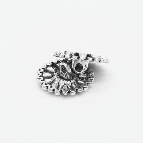 6 PCS Antique Silver Flower Decorative Metal Buttons for Sewing Crafts Clothes Decoration (Round Silver,18mm)...