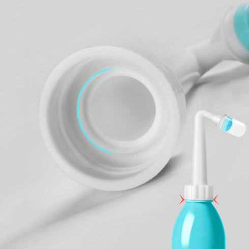Travel Bidet Bottle, Portable Bidet Sprayer Hand held Bidet 500ml for Personal Hygiene Care,Extra Long Pointed Nozzle Spray for Women, Baby and El...