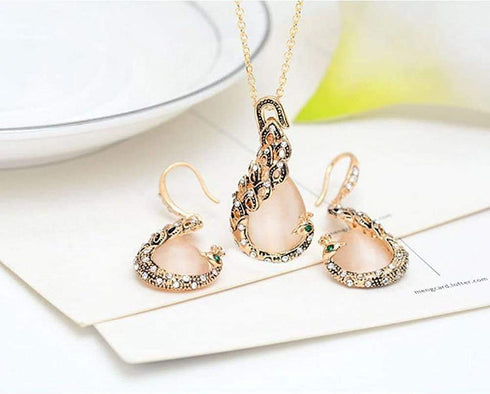 Vintage Women Elegant Peacock Waterdrop Rhinestone Pendant Necklace Earrings Crystal Jewelry Set Wedding Jewlery...