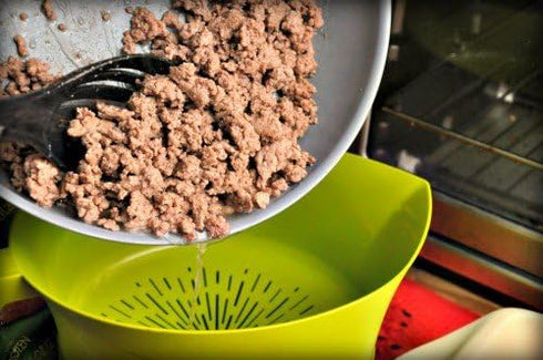 Colander Grease Strainer With Handle And Container, Catch Bowl With Lid 3 Piece Strain Set | Strains Ground Beef, Bacon & Pasta | Safe Kitchen Gad...