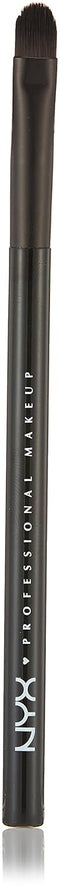 NYX PROFESSIONAL MAKEUP Pro Flat Detail Brush...