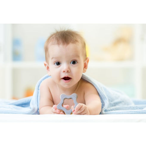 Star Shape Spinner Silicone Baby Teether - BPA Free Chewable Teething Toy, Soft and Safe, Easy to Hold, Star Design with Spinning Wheels, Ideal fo...