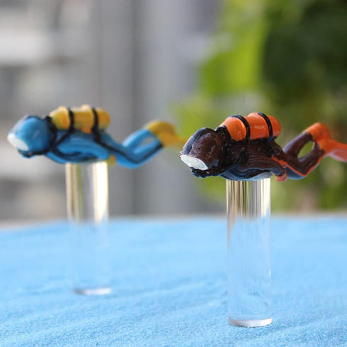 PATKAW Scuba Diver Toy Resin Diver Action Figure: 4pcs Mini Scuba Diver Figurine Miniature Swimmers Toy Diver Landscape Ornaments for Fish Tank Aq...