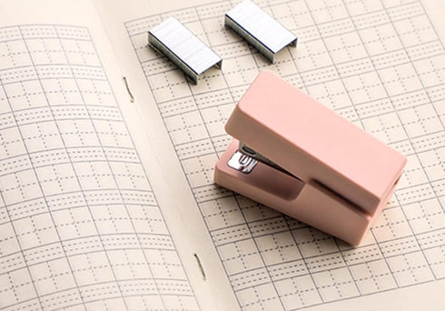stapler,office Manual stapler,Children's stapler,Including 2660 staples, Capacity 20 sheets (Pink-2P)...