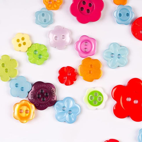 AKOAK 1 Bottle (Approx. 400Pcs) Handmade Candy-Colored Children's Clothing Buttons, Square/Heart-Shaped/Flower-Shaped, a Variety of Shapes and Col...