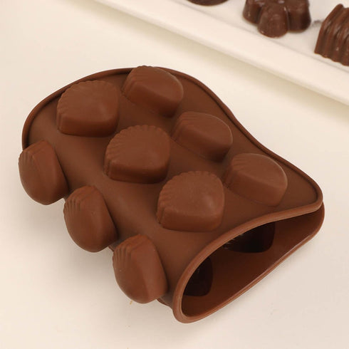 Silicone Mold Shell Shape Cupcake Muffin Baking Cup Mold Chocolate Soap Candle Ice Tray for Festival Holiday Kitchen Dining...