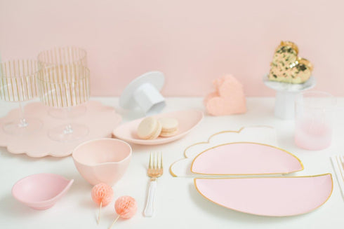 Sugar & Cloth 9 Inch Semi Circle Paper Plate, Pink with Gold Edge, 16 Count...