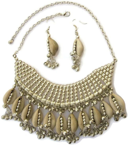 Cowrie Necklace Choker Gothic...