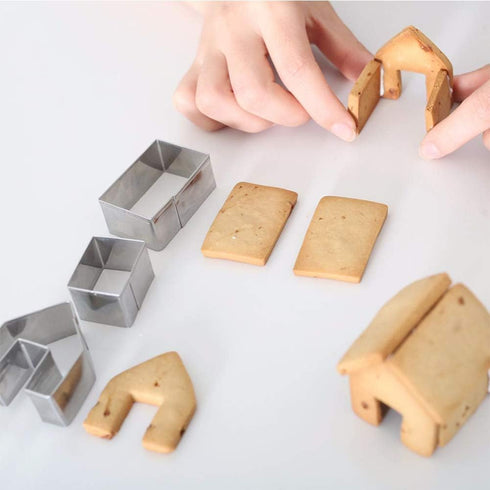 SIENON Gingerbread House Cookie Cutter Set 3pcs, 3D Stainless Steel Mini Christmas House Cookie Cutter Kit, Ginger bread Biscuit Cookie Mold Mug T...