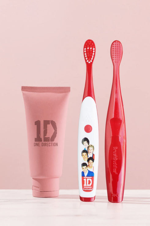 One Direction Singing Battery Powered Tooth Brush (Live While we’re Young)/Limited Edition...