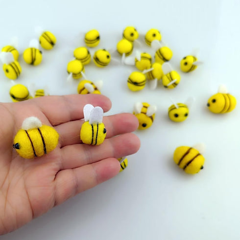 30 PCS Wool Felt Bees Cute Felt for Crafts Mini Bee Plush Decor for Baby Shower Gender Reveal Decoration Nursery Tent DIY Crafts...