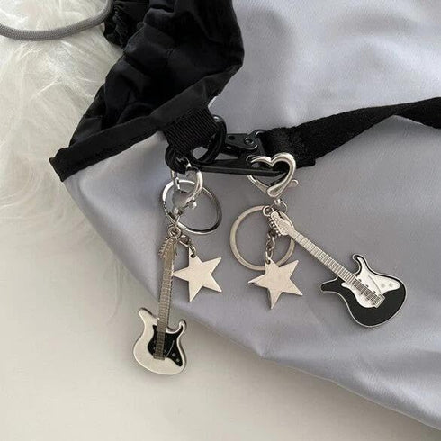 mdgfge Punk Music Guitar Keychain Musical Instrument Star Cute Bass Keyring Electric Guitar Key Rings Key Holder Pendant for Women Men Music Lover...